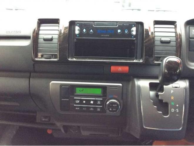 ハイエースバン2.8 スーパーGL ダークプライムII ロングボディ ディーゼルターボ 4WD　ESSEX FスポイラーVer3&サイドライナー&リアライナー　ESSEX　フロアマッド　ENCD17インチAW　ヨコハマPARADA17インチ　ハーフレザーシート　プッシュスタート　リアヒーター 2800