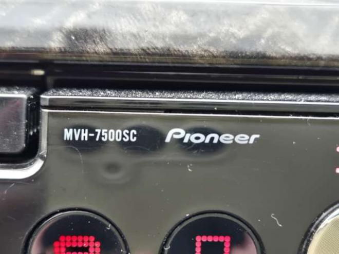 ハイエースバン2.8 スーパーGL ダークプライムII ロングボディ ディーゼルターボ 4WD　ESSEX FスポイラーVer3&サイドライナー&リアライナー　ESSEX　フロアマッド　ENCD17インチAW　ヨコハマPARADA17インチ　ハーフレザーシート　プッシュスタート　リアヒーター 2800