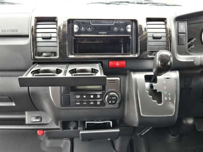ハイエースバン2.8 スーパーGL ダークプライムII ロングボディ ディーゼルターボ 4WD　ESSEX FスポイラーVer3&サイドライナー&リアライナー　ESSEX　フロアマッド　ENCD17インチAW　ヨコハマPARADA17インチ　ハーフレザーシート　プッシュスタート　リアヒーター 2800