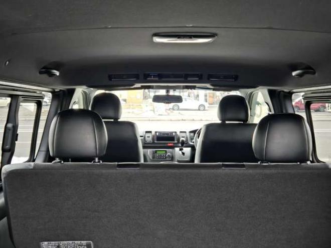 ハイエースバン2.8 スーパーGL ダークプライムII ロングボディ ディーゼルターボ 4WD　ESSEX FスポイラーVer3&サイドライナー&リアライナー　ESSEX　フロアマッド　ENCD17インチAW　ヨコハマPARADA17インチ　ハーフレザーシート　プッシュスタート　リアヒーター 2800