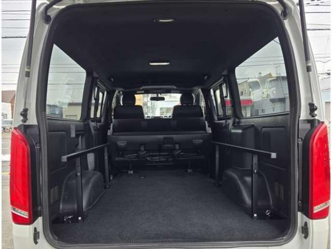 ハイエースバン2.8 スーパーGL ダークプライムII ロングボディ ディーゼルターボ 4WD　ESSEX FスポイラーVer3&サイドライナー&リアライナー　ESSEX　フロアマッド　ENCD17インチAW　ヨコハマPARADA17インチ　ハーフレザーシート　プッシュスタート　リアヒーター 2800