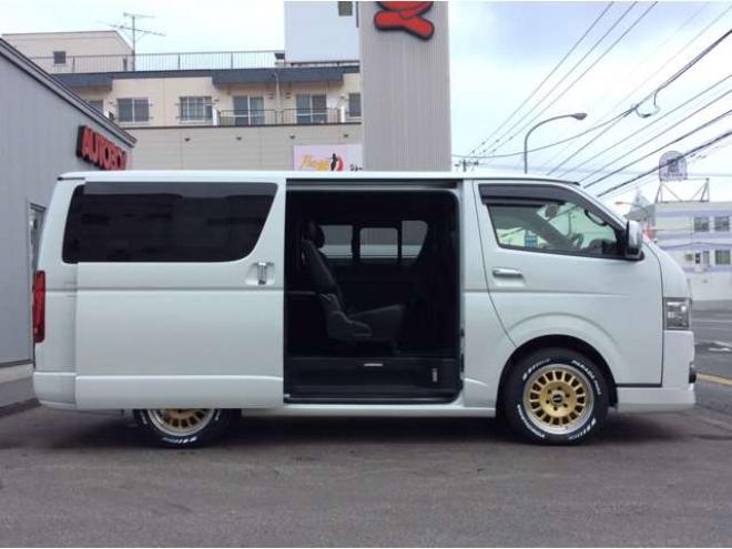 ハイエースバン2.8 スーパーGL ダークプライムII ロングボディ ディーゼルターボ 4WD　ESSEX FスポイラーVer3&サイドライナー&リアライナー　ESSEX　フロアマッド　ENCD17インチAW　ヨコハマPARADA17インチ　ハーフレザーシート　プッシュスタート　リアヒーター 2800