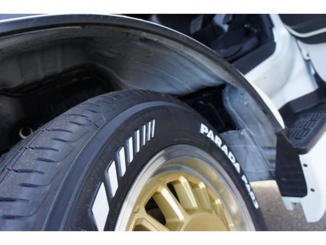 ハイエースバン2.8 スーパーGL ダークプライムII ロングボディ ディーゼルターボ 4WD　ESSEX FスポイラーVer3&サイドライナー&リアライナー　ESSEX　フロアマッド　ENCD17インチAW　ヨコハマPARADA17インチ　ハーフレザーシート　プッシュスタート　リアヒーター 2800