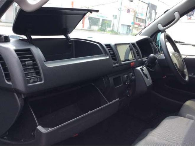 ハイエースバン2.8 DX ロング GLパッケージ ディーゼルターボ 4WD　キーレス　両側スライドドア　415SAFARI丸目キッド　衝突被害軽減システム　車線逸脱防止　横滑り防止装置　パワーヒート　オートマチックハイビーム　Bカメラ　メモリナビ　フルセグTV　　電動格納ミラー 2800