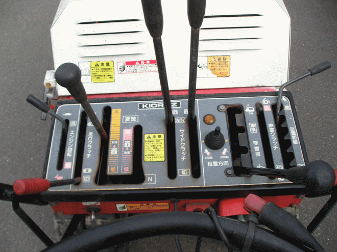 除雪機キョウリツ　１０馬力除雪機　ＫＳＲ－100ＤＸ－Ｅ　ヤンマーのＯＥＭ　点検済み　即使用可