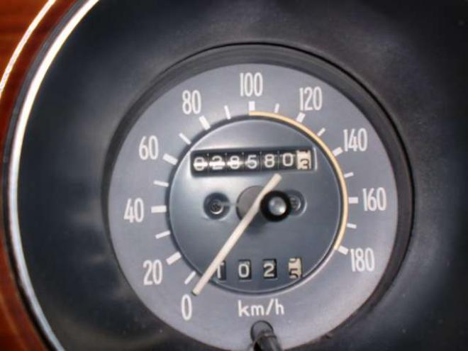 コロナクーペ　2000GT　エンジン18R バケットシート　社外アルミロンシャン　2シーター　ソレックスキャブ 2WD 2000