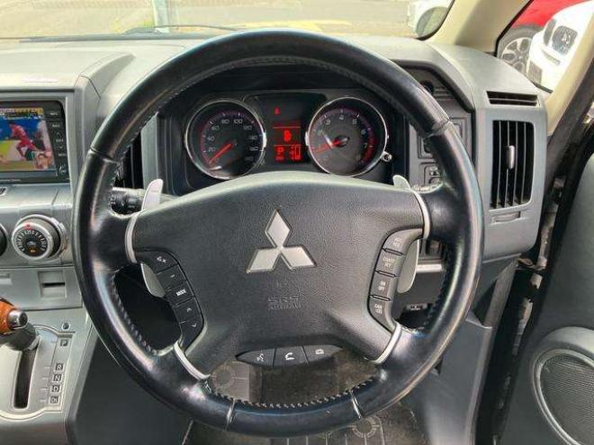 デリカD：5 2.4 G プレミアム 4WD　 2400