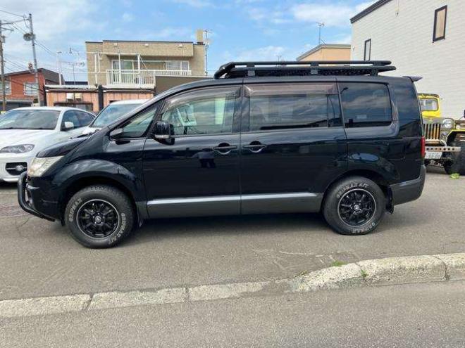 デリカD：5 2.4 G プレミアム 4WD　 2400