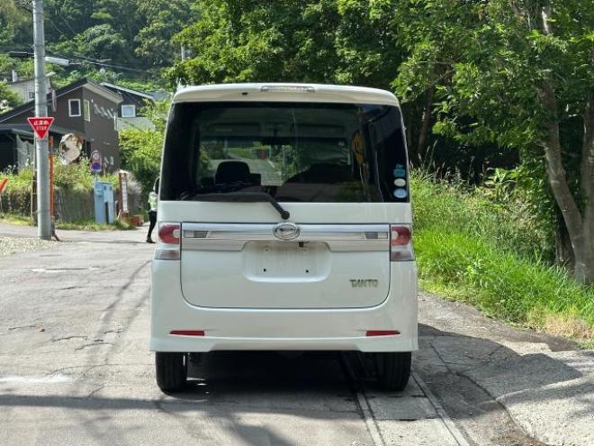 タントカスタム　X  4WD  タイミングチェーン車　バックカメラ　エンジンスターター　ナビテレビ　電動リモコンスライドドア 4WD 660 5Dr