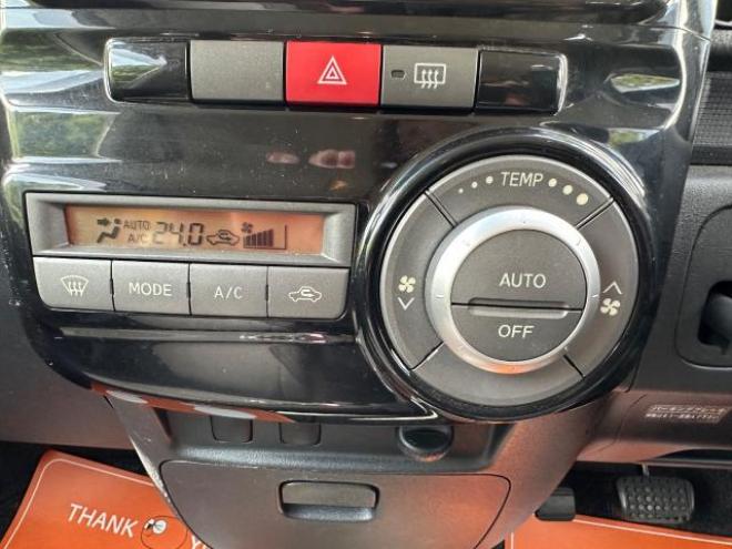 タントカスタム　X  4WD  タイミングチェーン車　バックカメラ　エンジンスターター　ナビテレビ　電動リモコンスライドドア 4WD 660 5Dr