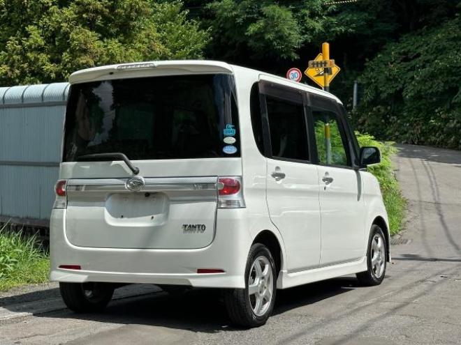 タントカスタム　X  4WD  タイミングチェーン車　バックカメラ　エンジンスターター　ナビテレビ　電動リモコンスライドドア 4WD 660 5Dr