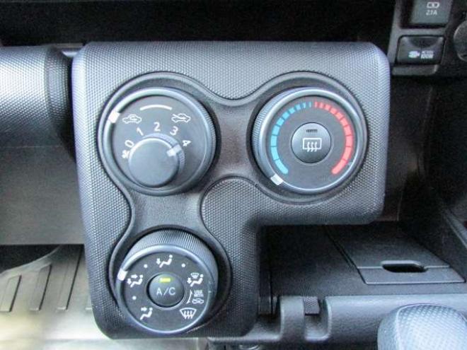 サクシードバン1.5 UL-X 4WD　TRDフロントスポイラー/ダウンサス/コーリン15インチアルミホイール/シートカバープリクラッシュセーフティー/社外ナビ/ワンセグTV/ブルートゥース/オートハイビーム/オートライト 1500