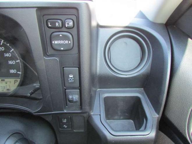サクシードバン1.5 UL-X 4WD　TRDフロントスポイラー/ダウンサス/コーリン15インチアルミホイール/シートカバープリクラッシュセーフティー/社外ナビ/ワンセグTV/ブルートゥース/オートハイビーム/オートライト 1500