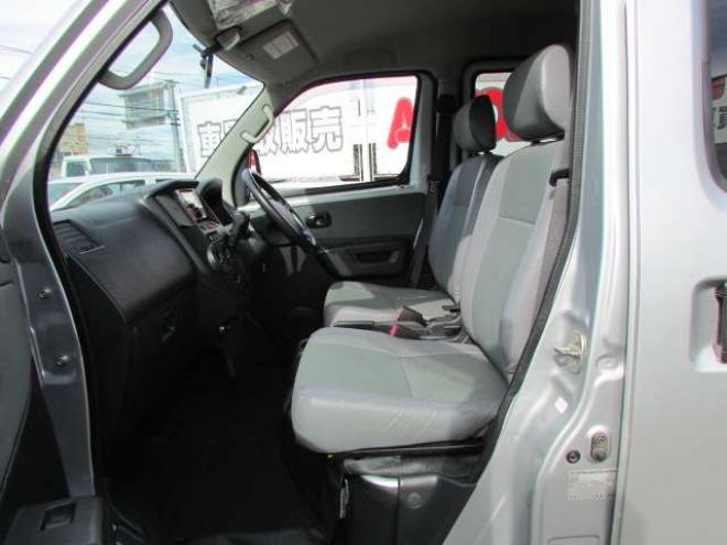 タウンエースバン1.5 GL 4WD　マッドクロス14インチアルミホイール/ジオランダーX-AT/リアヒーター/キーレス/エアコン/ABS/Wエアバッグ/パワーステアリング/パワーウィンドウ 1500