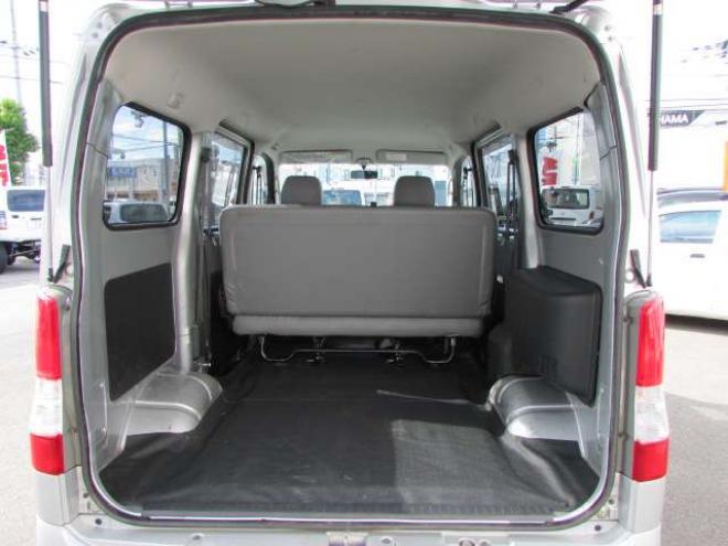 タウンエースバン1.5 GL 4WD　マッドクロス14インチアルミホイール/ジオランダーX-AT/リアヒーター/キーレス/エアコン/ABS/Wエアバッグ/パワーステアリング/パワーウィンドウ 1500
