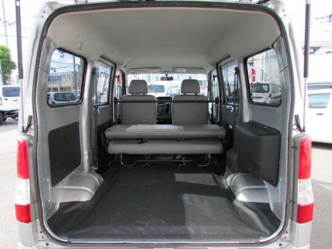 タウンエースバン1.5 GL 4WD　マッドクロス14インチアルミホイール/ジオランダーX-AT/リアヒーター/キーレス/エアコン/ABS/Wエアバッグ/パワーステアリング/パワーウィンドウ 1500