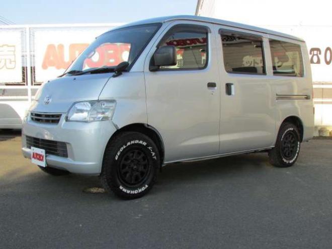 タウンエースバン1.5 GL 4WD　マッドクロス14インチアルミホイール/ジオランダーX-AT/リアヒーター/キーレス/エアコン/ABS/Wエアバッグ/パワーステアリング/パワーウィンドウ 1500