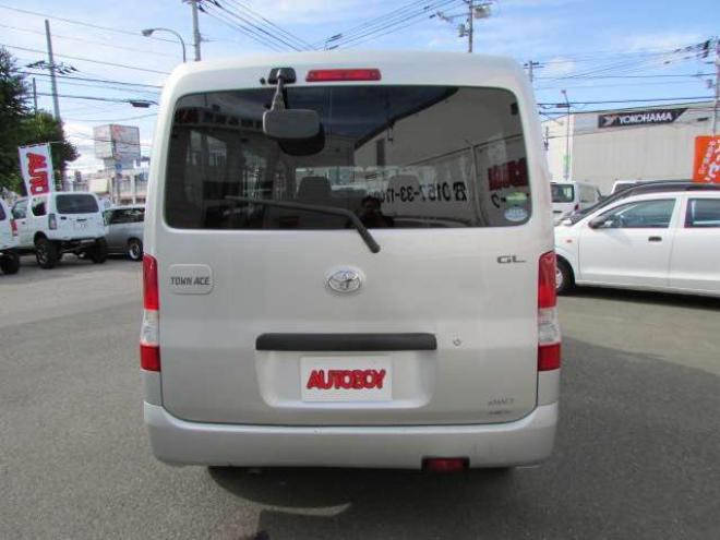 タウンエースバン1.5 GL 4WD　マッドクロス14インチアルミホイール/ジオランダーX-AT/リアヒーター/キーレス/エアコン/ABS/Wエアバッグ/パワーステアリング/パワーウィンドウ 1500
