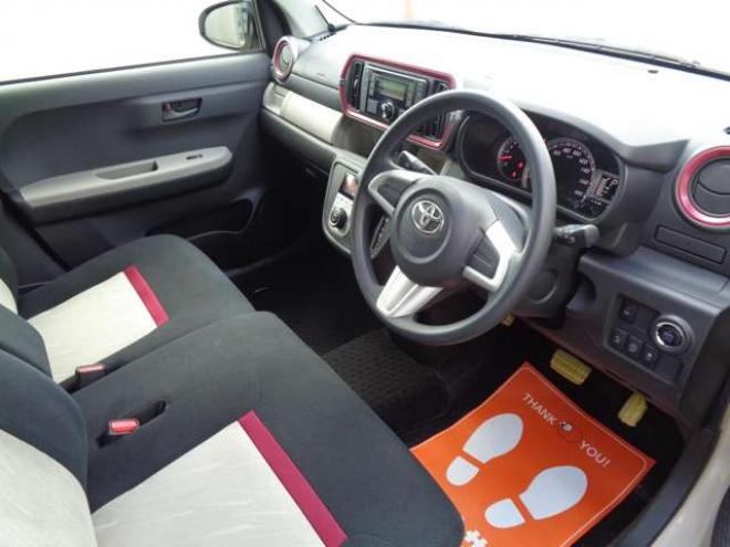 パッソ1.0 モーダ S　アイドリングストップ　レーダーブレーキ　横滑り防止装置　スマートキー 2WD 1000