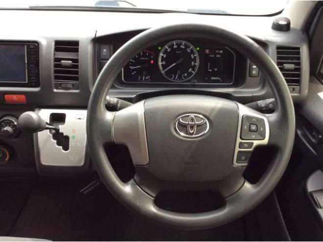 ハイエースバン2.8 DX ロング GLパッケージ ディーゼルターボ 4WD　キーレス　両側スライドドア　415SAFARI丸目キッド　衝突被害軽減システム　車線逸脱防止　横滑り防止装置　パワーヒート　オートマチックハイビーム　バックカメラ　メモリナビ　フルセグTV　　電動格納ミラー 2800