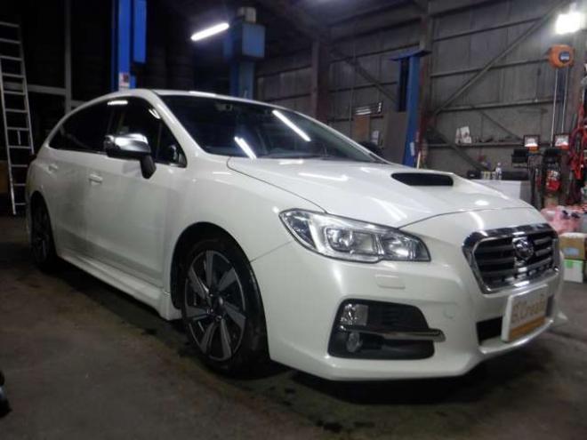 レヴォーグ1.6 GT アイサイト 4WD　アドバンスセーフティパッケージ・本州仕入・サンルーフ・ナビ・TV・B/T・S/Bカメラ・LEDヘッドライト・ブラインドスポット・オートマチックハイビーム・パドルシフト・ETC・アイドリングストップ・衝突軽減・ 1600
