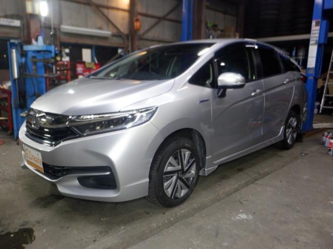 シャトル1.5 ハイブリッド 4WD　本州仕入・ナビ・TV・B/T・Bカメラ・LEDヘッドライト・スマートキー・プッシュスタート・CTBA・ビルトインETC・ワイパーデアイサー・ 1500
