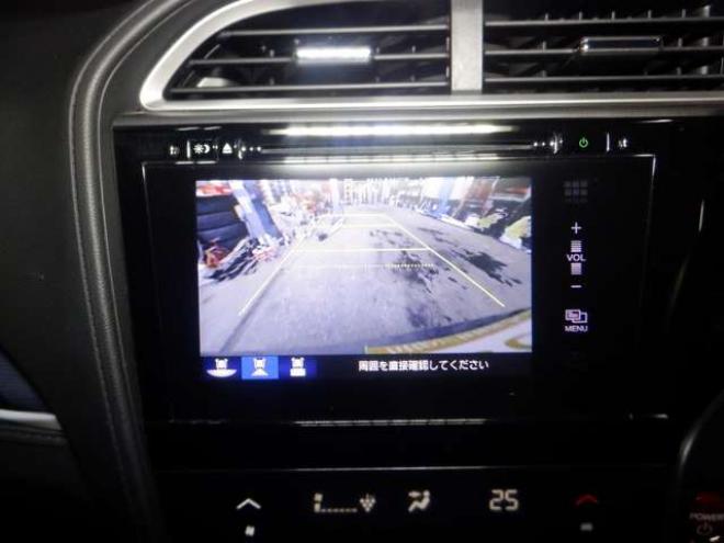シャトル1.5 ハイブリッド 4WD　本州仕入・ナビ・TV・B/T・Bカメラ・LEDヘッドライト・スマートキー・プッシュスタート・CTBA・ビルトインETC・ワイパーデアイサー・ 1500