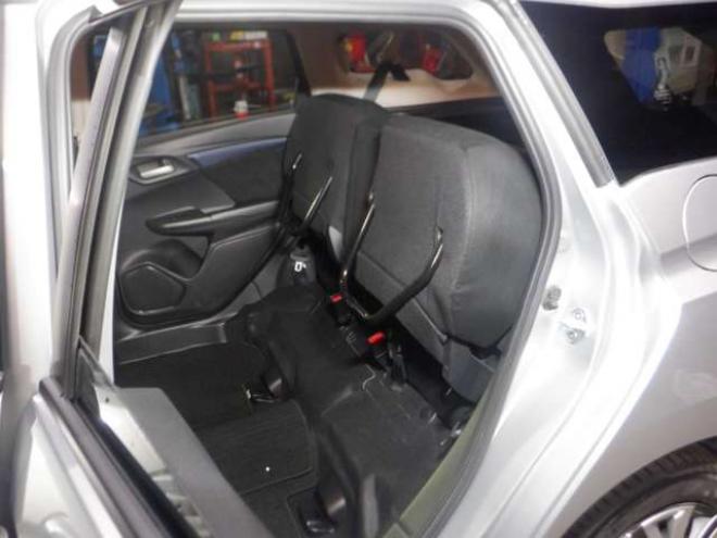 シャトル1.5 ハイブリッド 4WD　本州仕入・ナビ・TV・B/T・Bカメラ・LEDヘッドライト・スマートキー・プッシュスタート・CTBA・ビルトインETC・ワイパーデアイサー・ 1500