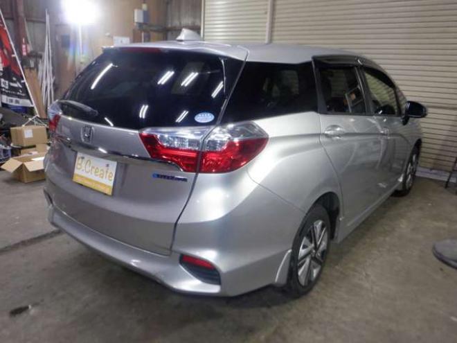 シャトル1.5 ハイブリッド 4WD　本州仕入・ナビ・TV・B/T・Bカメラ・LEDヘッドライト・スマートキー・プッシュスタート・CTBA・ビルトインETC・ワイパーデアイサー・ 1500