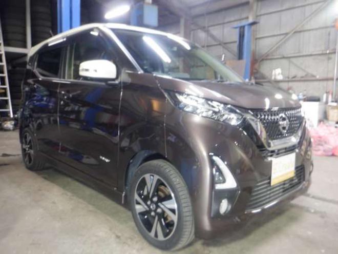 デイズハイウェイスターGターボ プロパイロット エディション 4WD　本州仕入・ナビ・TV・B/T・アラウンドビューモニター・プロパイロット・LEDヘッドライト・インテリキー・プッシュスタート・ETC・ターボ・クルコン・アイドリングストップ・オートマチックハイビーム 660