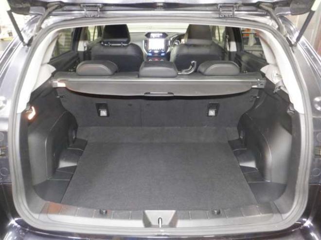 インプレッサスポーツ 2.0 i-L アイサイト 4WD　ブラックレザーセレクション　本州仕入れ　修復歴なし　MOPナビ　B/T　TV　バックカメラ　ETC　クルコン　シートヒーター　レザーシート　衝突軽減　LEDヘッドライト　フォグランプ　ドアバイザー　スマートキー 2000