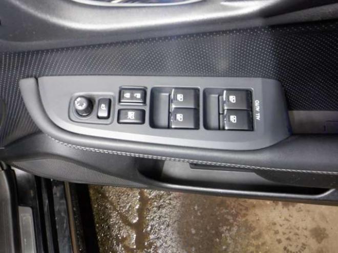 レガシィB4 2.5 リミテッド 4WD　本州仕入　4WD　ナビ　フルセグTV バックカメラ　Bluetoothオーディオ　ETC　エンスタ　全席シートヒーター　革シート　パワーシート　LEDヘッドライト　フォグランプ　パドルシフト　プッシュスタート 2500