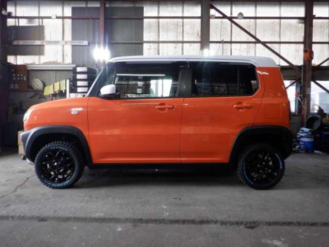 ハスラーG 4WD　本州仕入・後期型・ツートンカラー・ナビ・TV・B/T・リフトアップサス・R/Tタイヤ・衝突軽減・HID・スマートキー・プッシュスタート・ETC 660