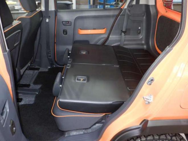 ハスラーG 4WD　本州仕入・後期型・ツートンカラー・ナビ・TV・B/T・リフトアップサス・R/Tタイヤ・衝突軽減・HID・スマートキー・プッシュスタート・ETC 660