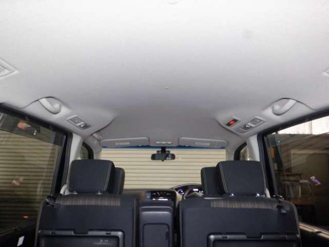 セレナ2.0 ハイウェイスター Vセレクション+Safety 4WD　4WD　本州仕入　後期型　ナビ　TV　Bカメラ　B/T　両側電動　LEDヘッドライト　インテリキー　プッシュスタート　1オーナー 2000