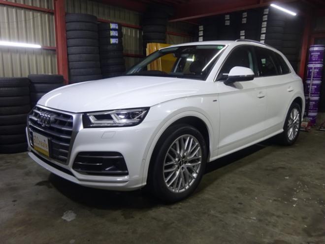 アウディQ5 2.0 TFSI クワトロ スポーツ ラグジュアリーパッケージ 4WD　本州仕入・Sライン・エクステリアパッケージ・ナビ・TV・B/T・全方位カメラ・革シート・電動シート・電動リアゲート・シートヒーター・LEDヘッドライト・バーチャルコックピット・ETC・ACC・ルーフレール 2000