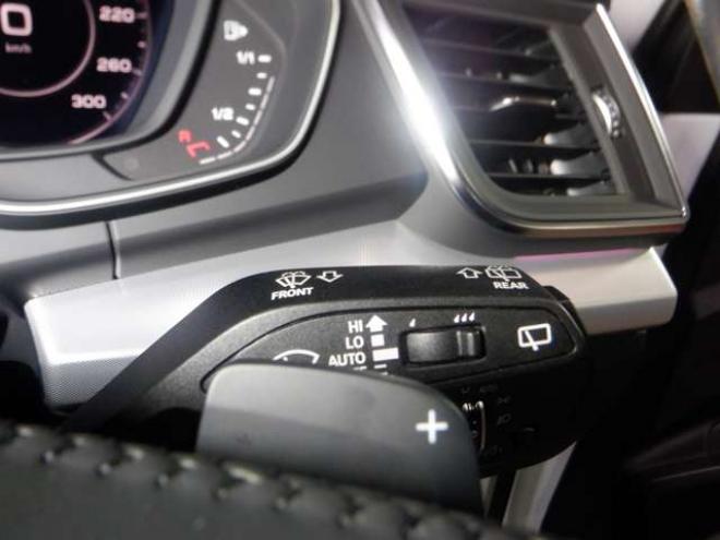 アウディQ5 2.0 TFSI クワトロ スポーツ ラグジュアリーパッケージ 4WD　本州仕入・Sライン・エクステリアパッケージ・ナビ・TV・B/T・全方位カメラ・革シート・電動シート・電動リアゲート・シートヒーター・LEDヘッドライト・バーチャルコックピット・ETC・ACC・ルーフレール 2000