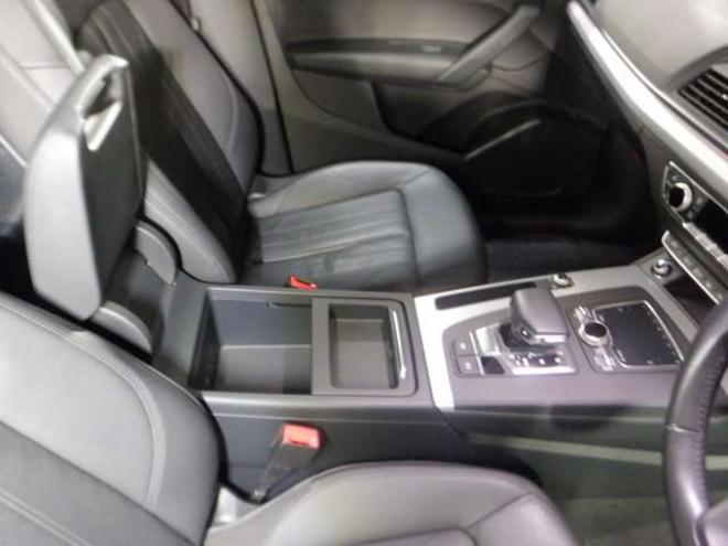 アウディQ5 2.0 TFSI クワトロ スポーツ ラグジュアリーパッケージ 4WD　本州仕入・Sライン・エクステリアパッケージ・ナビ・TV・B/T・全方位カメラ・革シート・電動シート・電動リアゲート・シートヒーター・LEDヘッドライト・バーチャルコックピット・ETC・ACC・ルーフレール 2000
