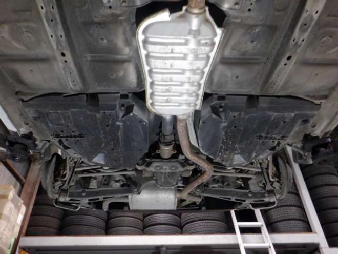 インプレッサスポーツ 1.6 i-L 4WD　ナビ・TV・B/T・Bカメラ・アイドリングストップ・スマートキー・プッシュスタート・HID・ヘッドライトウォッシャー・ETC・フォグランプ・オートエアコン・ドアバイザー・DVD再生 1600