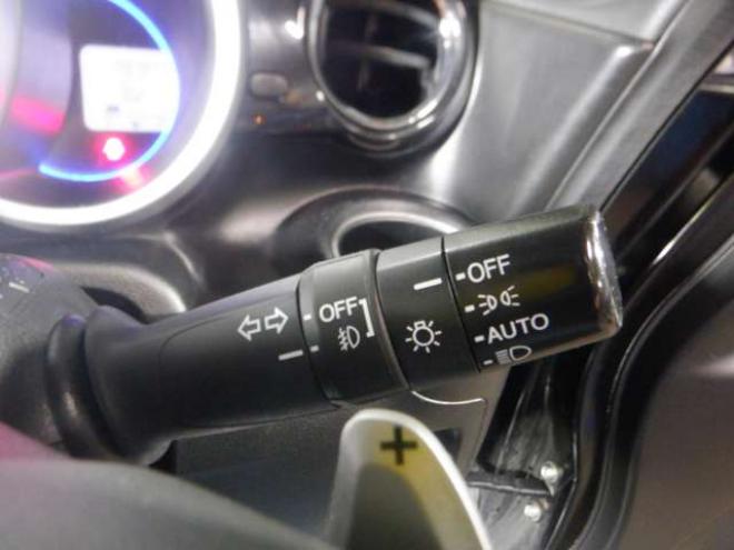 N-BOXカスタムG ターボパッケージ 4WD　ナビ・TV・Bカメラ・ETC・両側電動・クルコン・ターボ・HID・ETC・スマートキー・プッシュスタート・オートライト・オートエアコン・パドルシフト・ベンチレーション・フォグランプ・ 660