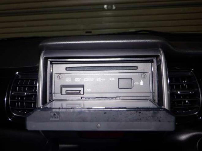N-BOXカスタムG ターボパッケージ 4WD　ナビ・TV・Bカメラ・ETC・両側電動・クルコン・ターボ・HID・ETC・スマートキー・プッシュスタート・オートライト・オートエアコン・パドルシフト・ベンチレーション・フォグランプ・ 660