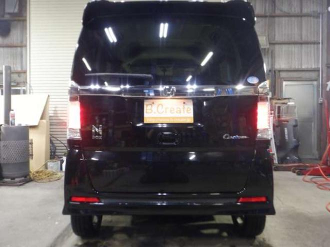 N-BOXカスタムG ターボパッケージ 4WD　ナビ・TV・Bカメラ・ETC・両側電動・クルコン・ターボ・HID・ETC・スマートキー・プッシュスタート・オートライト・オートエアコン・パドルシフト・ベンチレーション・フォグランプ・ 660