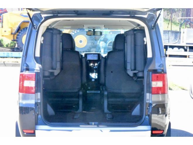 デリカD:5　Dパワーパッケージ　4WD　Ｆグリルラプターペイント　新品タイヤ／アルミ　新品フロントガード　シートカバー　ステップ付　社外ナビ／ＴＶ／バックカメラ　マッドフラップ