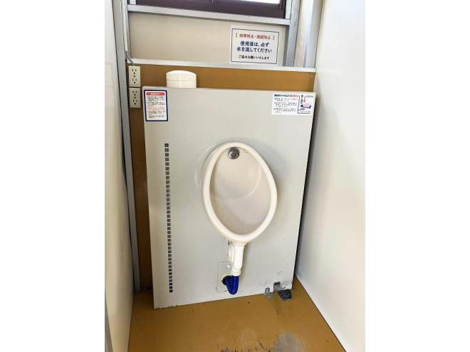 仮設トイレプレハブ　中古　ツイントイレ　
