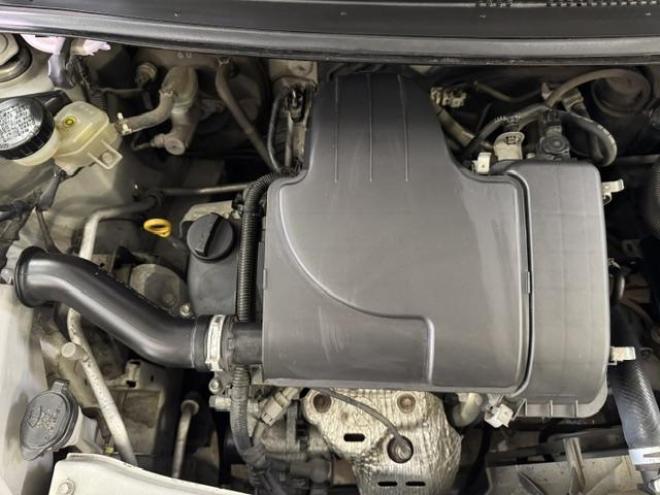 パッソ１．０Ｘ　クツロギ　禁煙車　寒冷地仕様　ベンチシート　スマートキー　ＫＥＮＷＯＯＤドライブレコーダー　社外１４インチＡＷ　社外１３ＡＷ＋スタッドレスタイヤ付　フロントガラス熱線　純正ドアバイザー　タイミングチェーン車 4WD 1000 5Dr