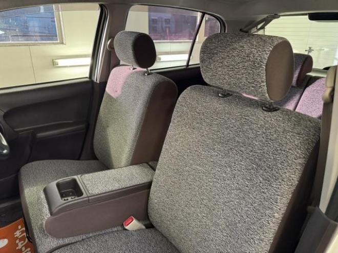 パッソ１．０Ｘ　クツロギ　禁煙車　寒冷地仕様　ベンチシート　スマートキー　ＫＥＮＷＯＯＤドライブレコーダー　社外１４インチＡＷ　社外１３ＡＷ＋スタッドレスタイヤ付　フロントガラス熱線　純正ドアバイザー　タイミングチェーン車 4WD 1000 5Dr