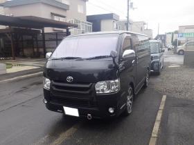 ハイエースバン　スーパーGL ダークプライム ディーゼルターボ 4WD 3000 5Dr