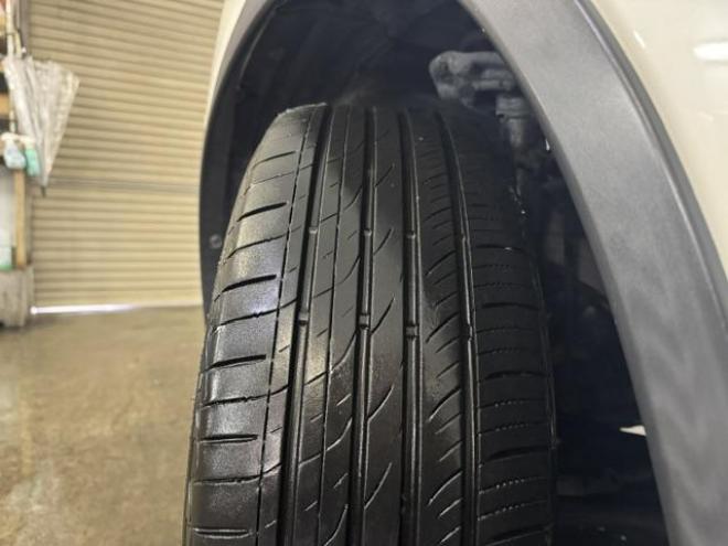 エクストレイル２０Ｘ　エマージェンシーブレーキＰＫＧ　本州仕入　寒冷地仕様　禁煙車　パワートランク　純正ＬＥＤヘッドライト　純正１７インチＡＷ　社外１７ＡＷ＋スタッドレスタイヤ付　純正ナビ　地デジ　Ｂｌｕｅｔｏｏｔｈ　バックカメラ　エンジンスターター 4WD 2000 5Dr