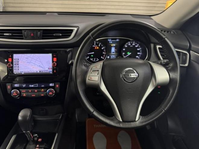 エクストレイル２０Ｘ　エマージェンシーブレーキＰＫＧ　本州仕入　寒冷地仕様　禁煙車　パワートランク　純正ＬＥＤヘッドライト　純正１７インチＡＷ　社外１７ＡＷ＋スタッドレスタイヤ付　純正ナビ　地デジ　Ｂｌｕｅｔｏｏｔｈ　バックカメラ　エンジンスターター 4WD 2000 5Dr