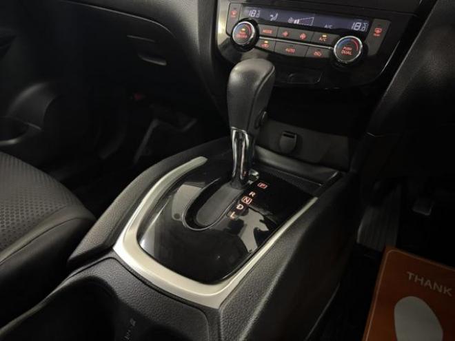 エクストレイル２０Ｘ　エマージェンシーブレーキＰＫＧ　本州仕入　寒冷地仕様　禁煙車　パワートランク　純正ＬＥＤヘッドライト　純正１７インチＡＷ　社外１７ＡＷ＋スタッドレスタイヤ付　純正ナビ　地デジ　Ｂｌｕｅｔｏｏｔｈ　バックカメラ　エンジンスターター 4WD 2000 5Dr